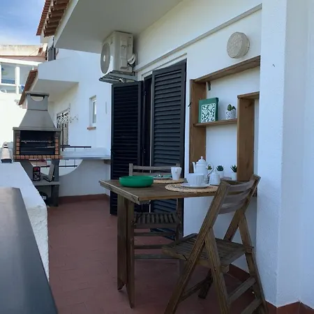 House Semesterbostad